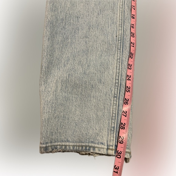 Abercrombie & Fitch Dad High Rise Jeans - Picture 7 of 9